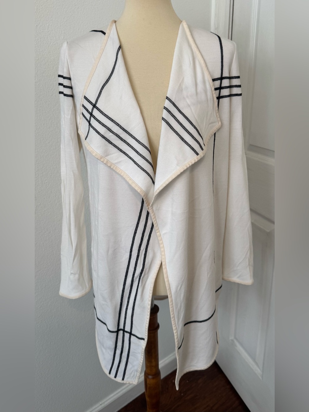 St. John Santana Knit Jacket Viscose Blend Open Front Cardigan NWT Small *Read*